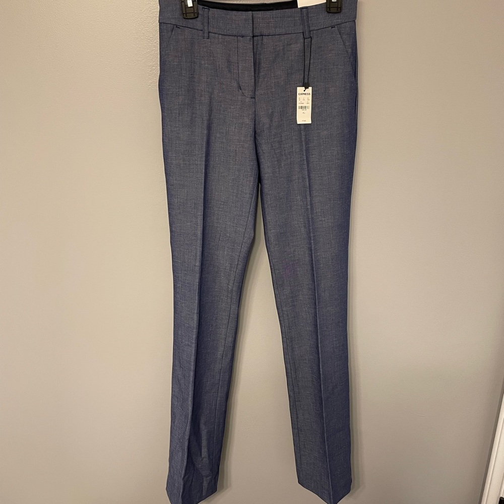 NWT. Express Columnist 4L stretch pants